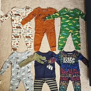 6 pairs Old Navy pajamas 18-24 months